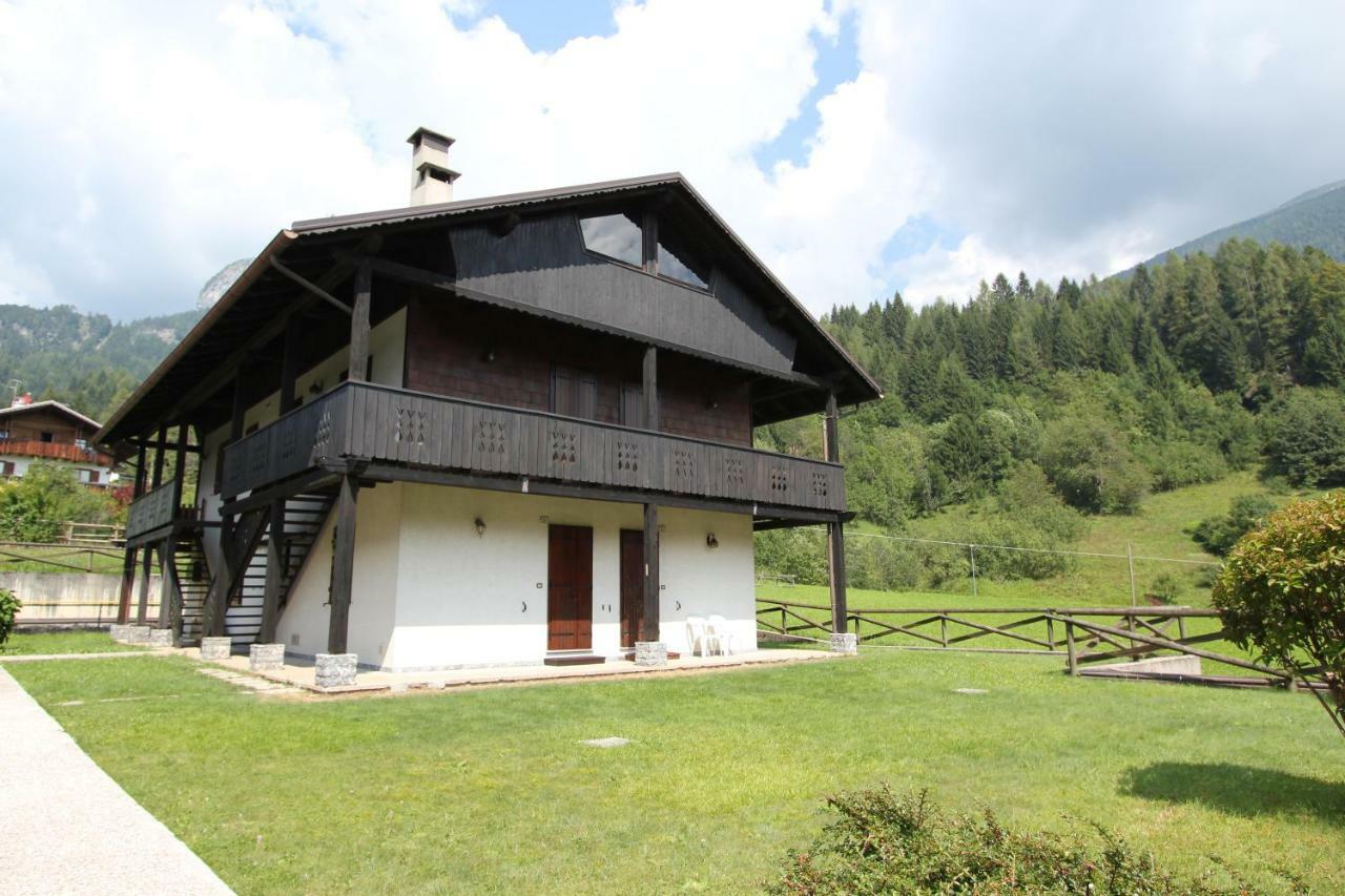 Varabeta Forni di Sopra Exterior foto